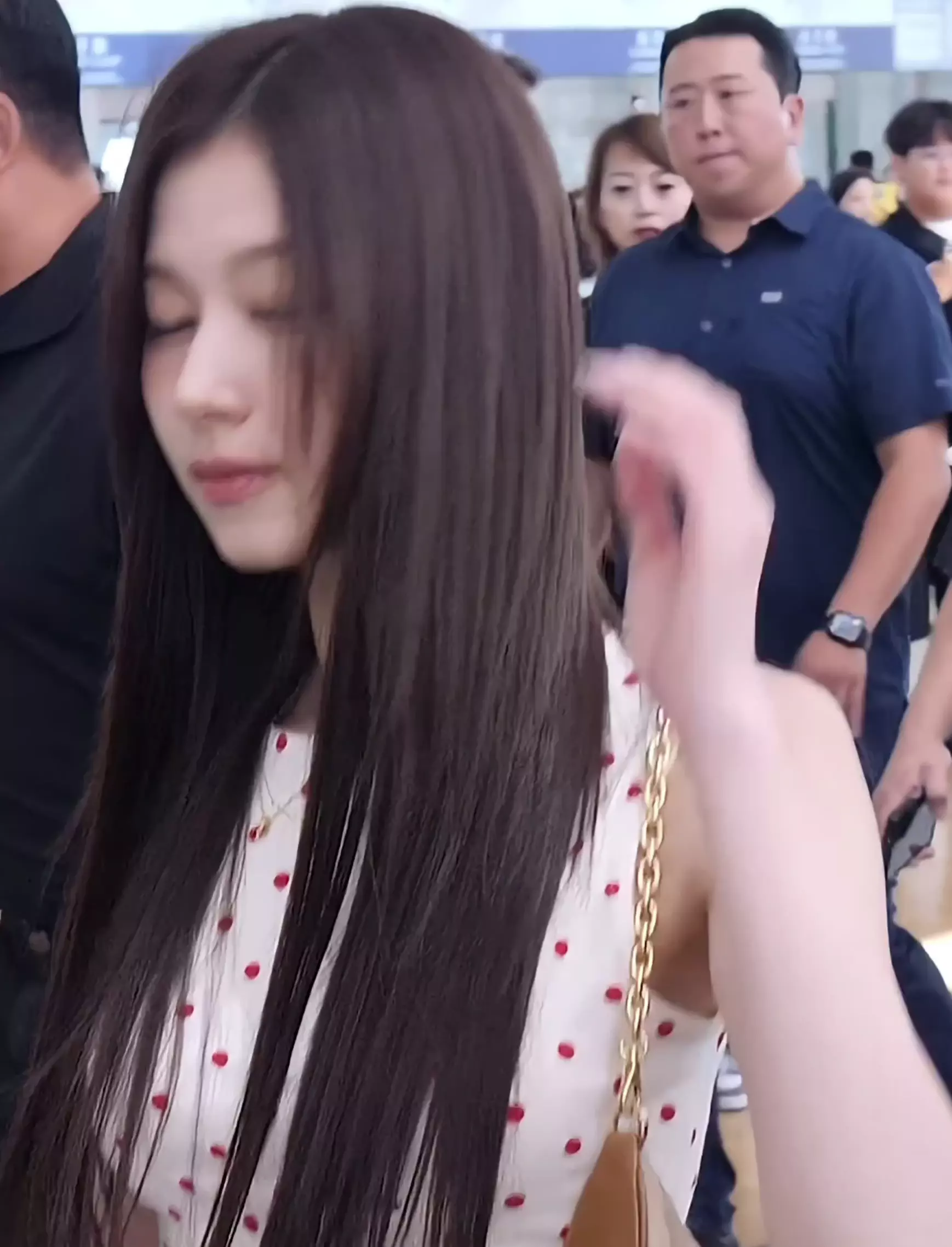 트와이스 사나 겨드랑이_120521_1.webp