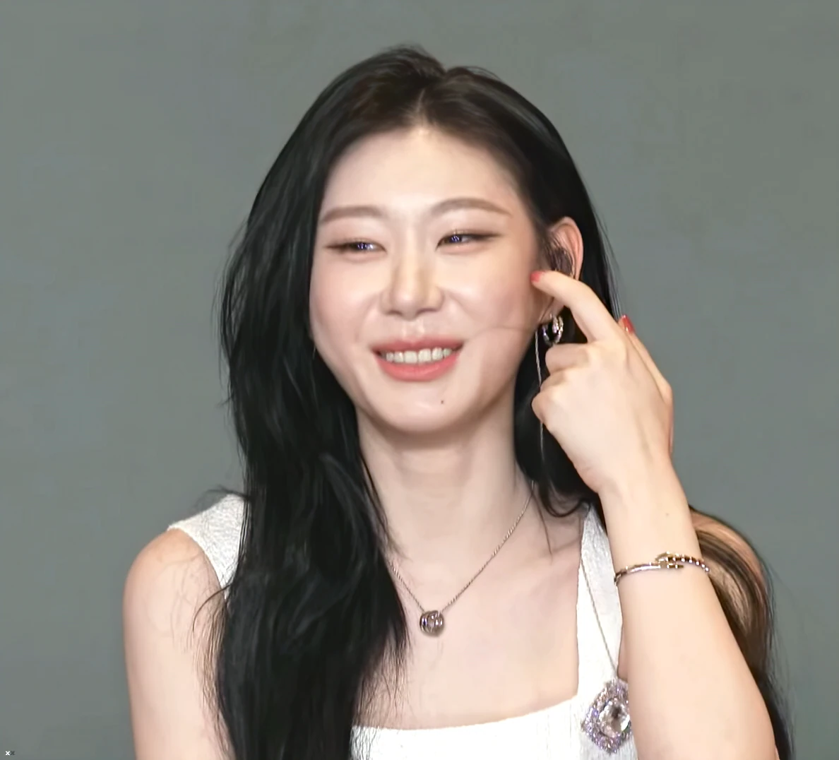 채령 4장.webp_117278_1.webp