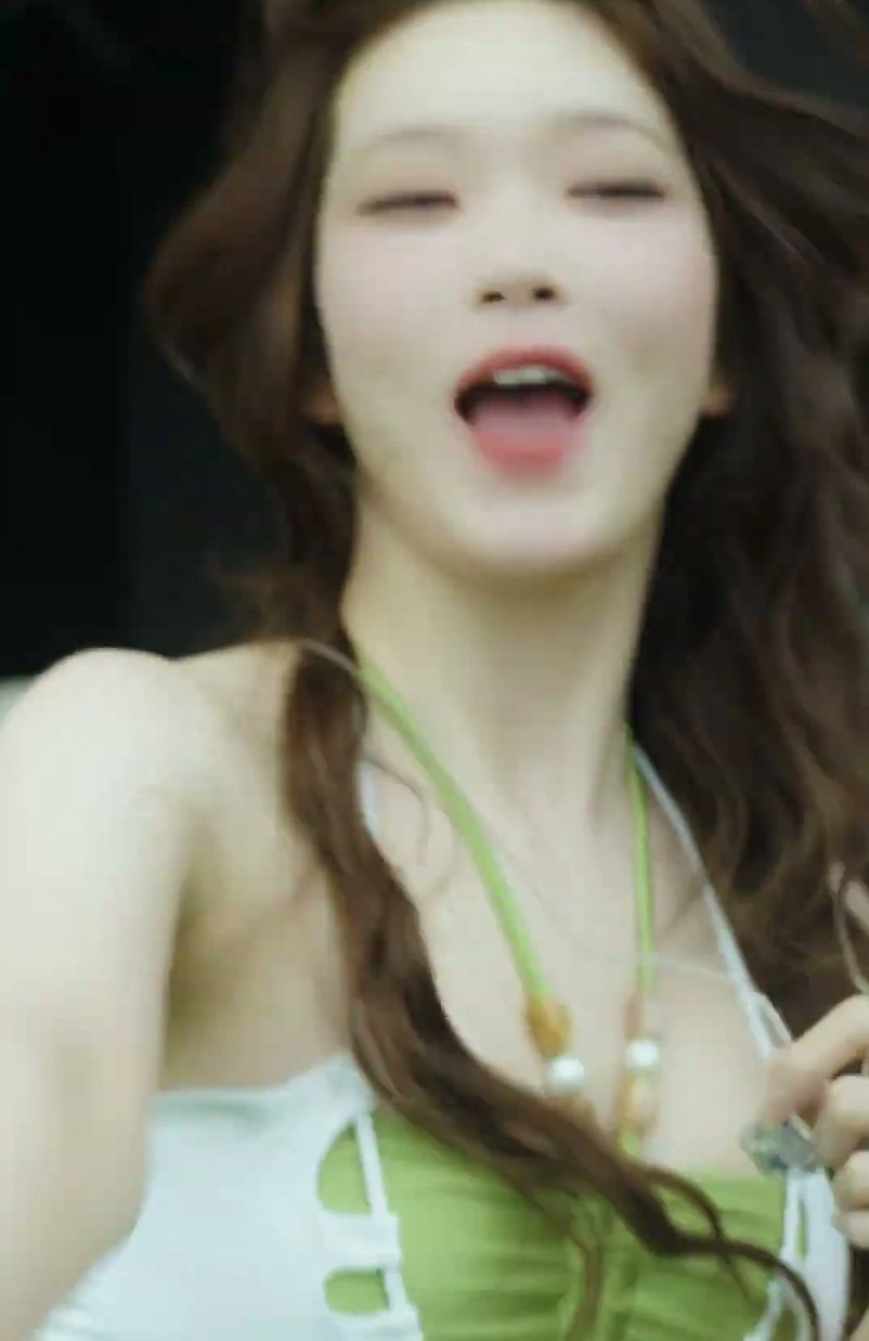 츠키_118216_1.webp