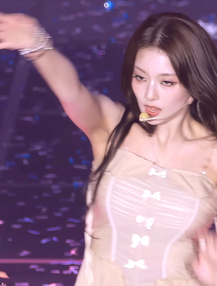 이나경 14장_119739_13.webp