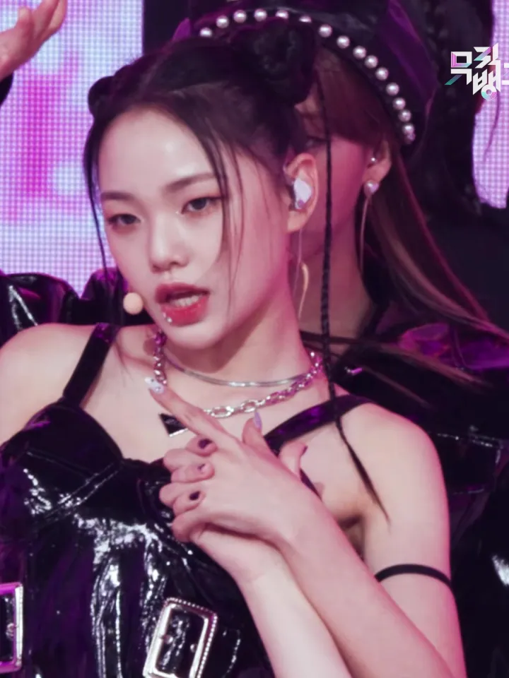 girlgroup-20230724-020801-004.webp