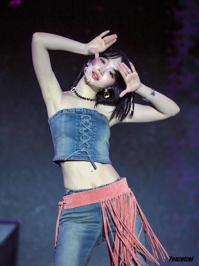 씹덕들 행복사시키는 김채원 겨_117508_10.jpeg