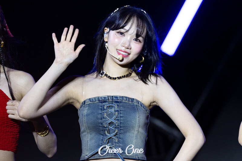 씹덕들 행복사시키는 김채원 겨_117508_14.jpeg