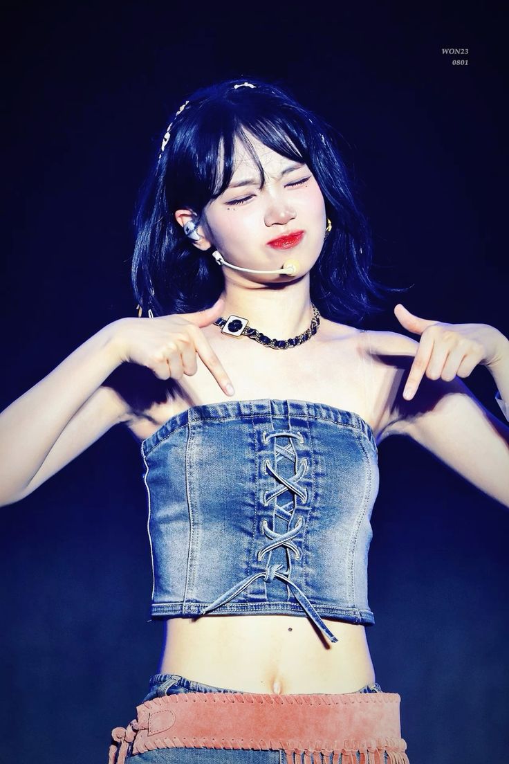 씹덕들 행복사시키는 김채원 겨_117508_4.jpg