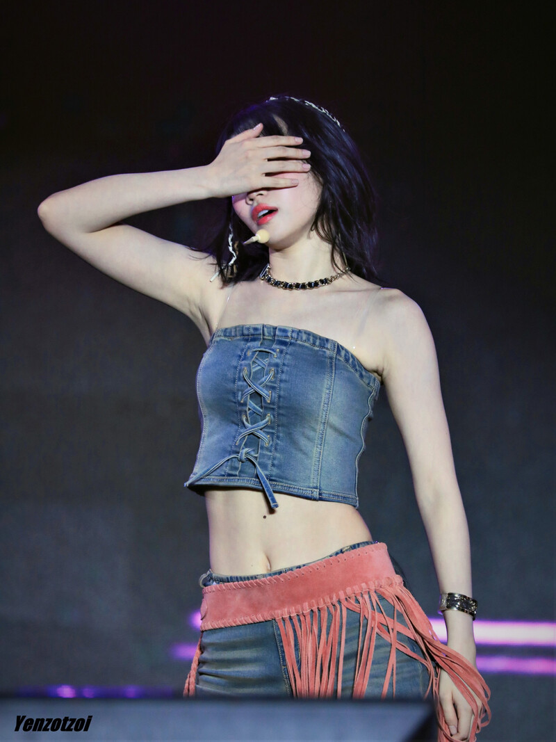 씹덕들 행복사시키는 김채원 겨_117508_7.jpeg