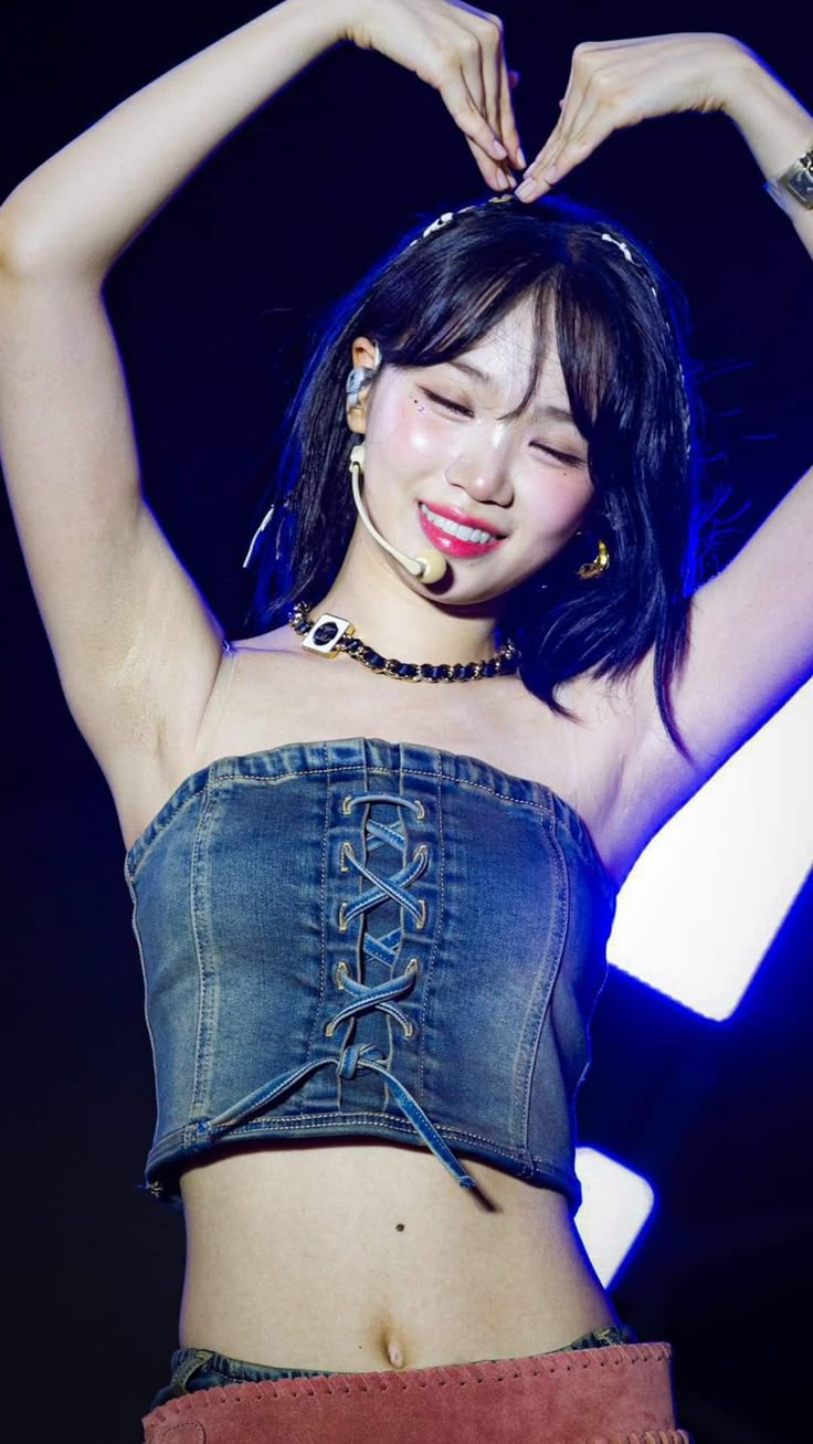 씹덕들 행복사시키는 김채원 겨_117508_22.jpg