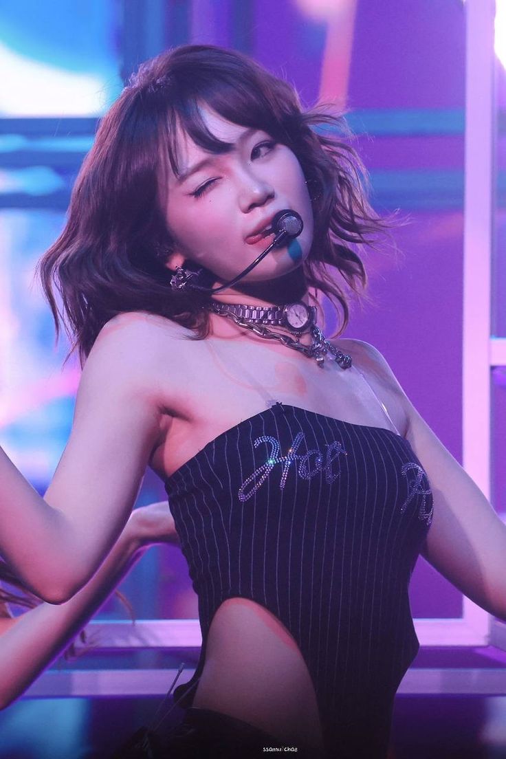 김채원 겨드랑이 레전드_116973_9.jpg