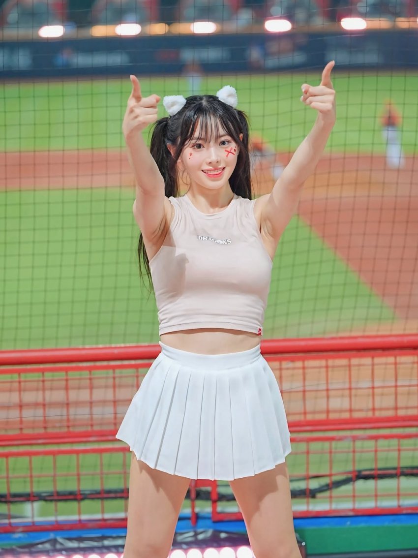 치어리더 김나연_117472_2.jpg