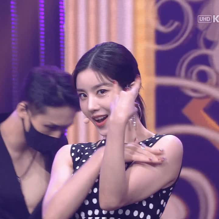 1630707911 (2).gif