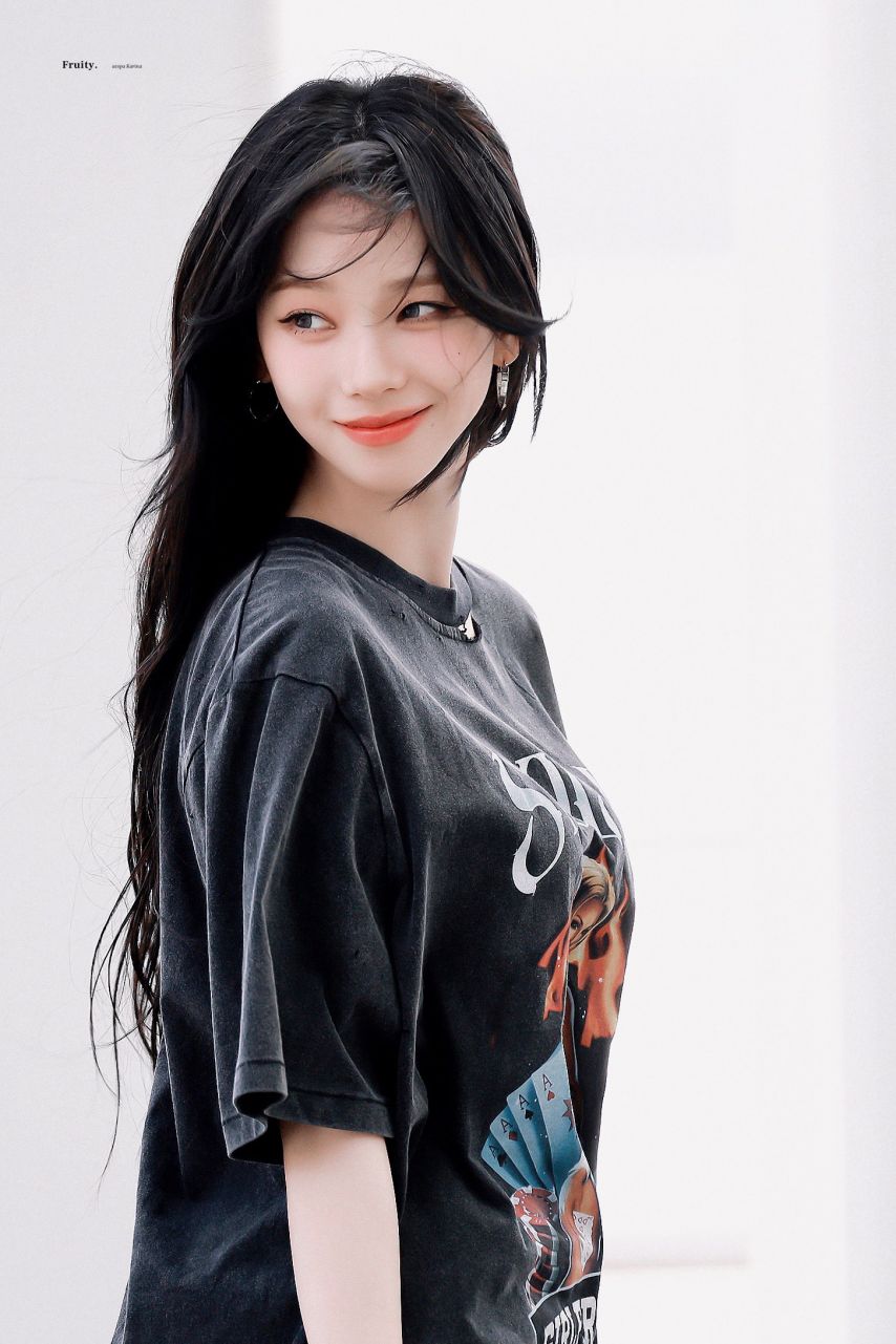 에스파 카리나1_4.jpg