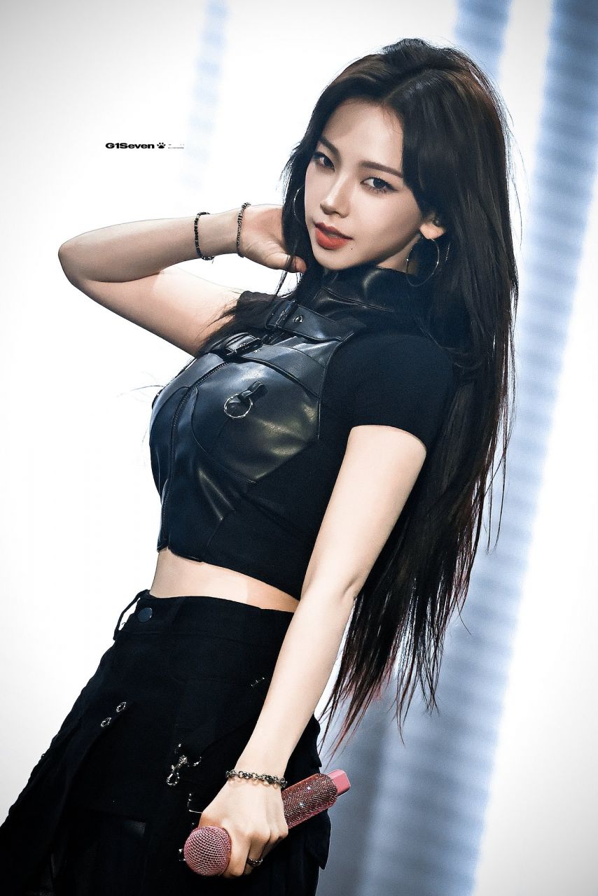 에스파 카리나1_3.jpg
