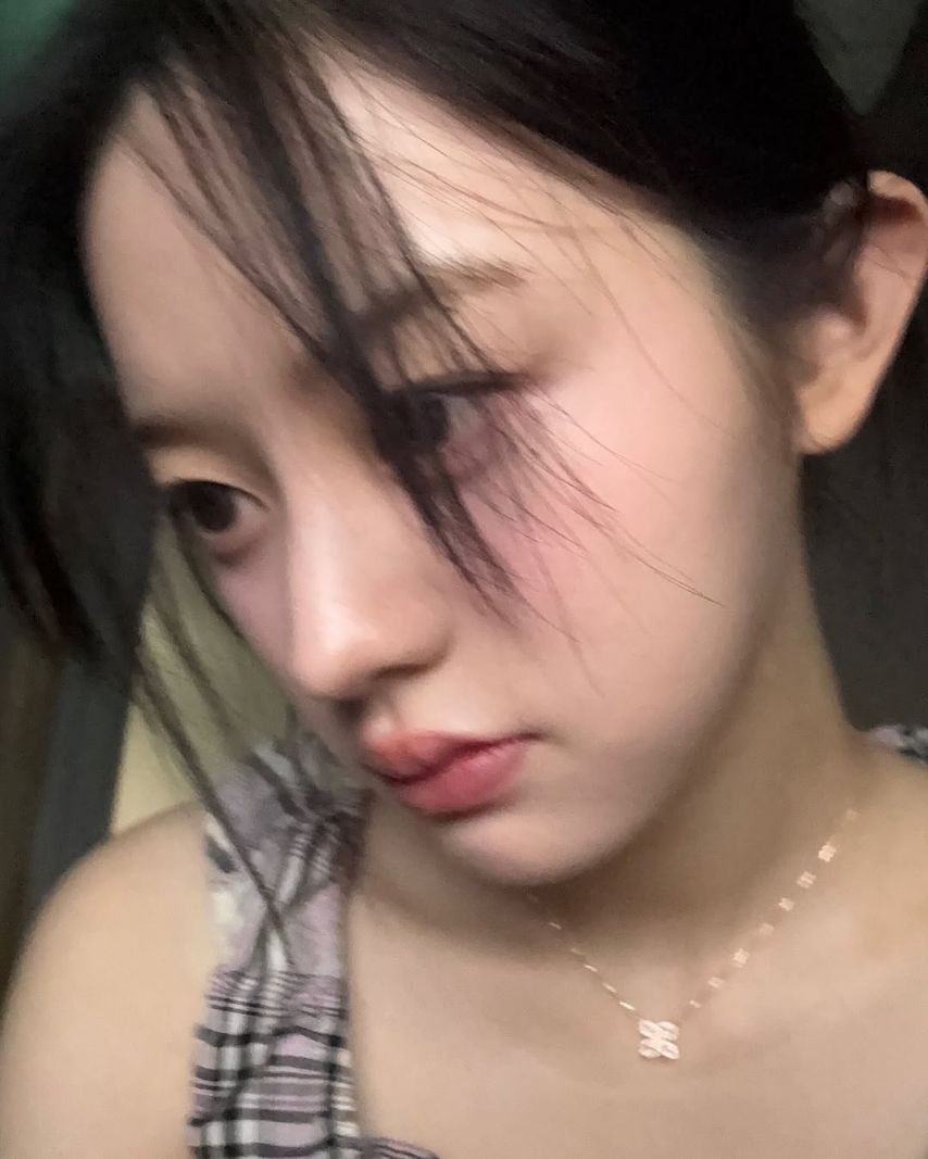아일릿 (ILLIT) 민주1_4.jpg