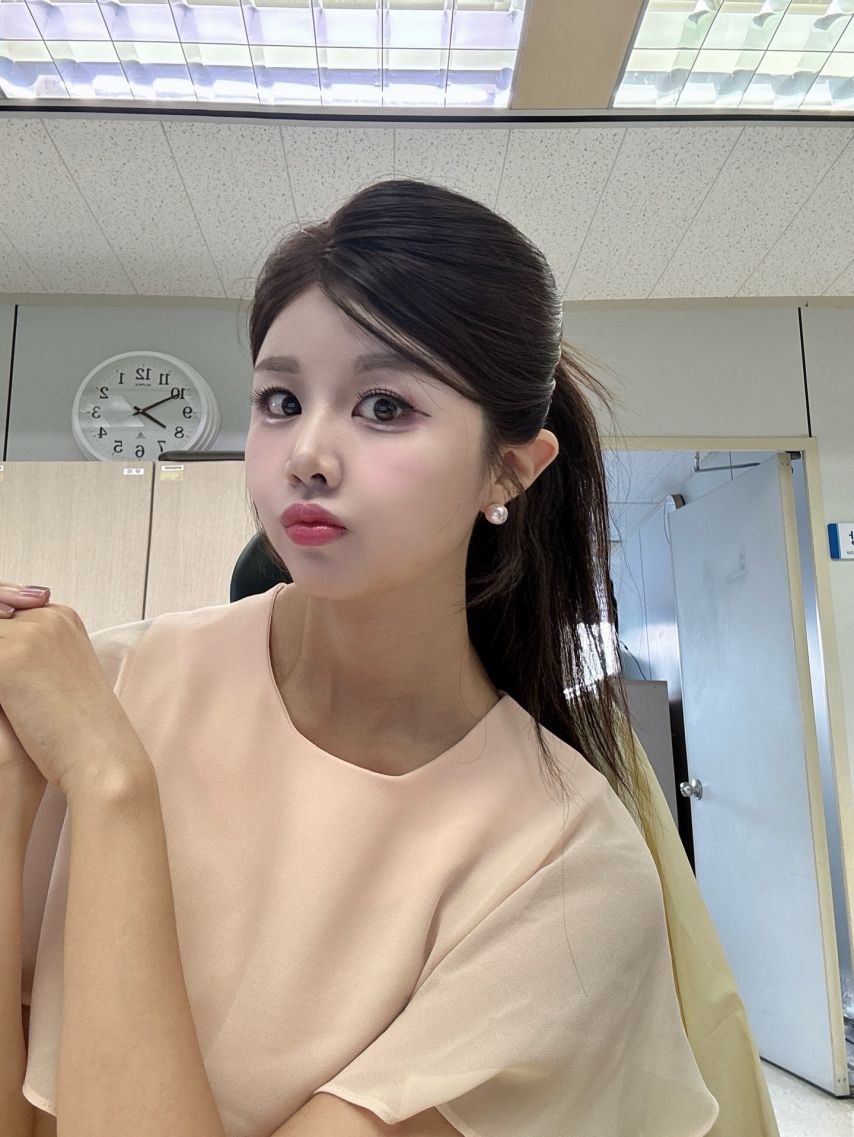 남윤선 기상캐스터1_2.jpeg