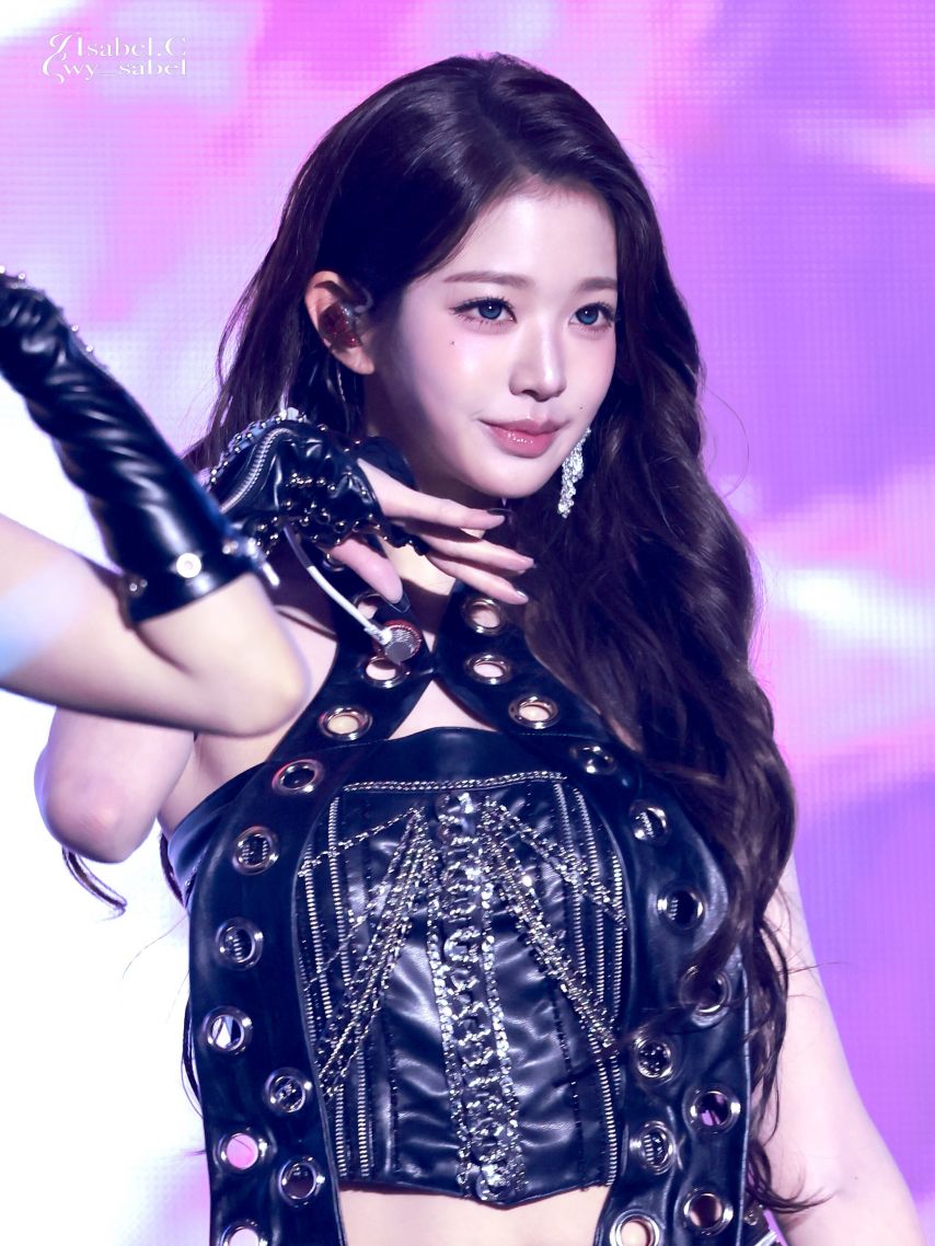 [아이브] 장원영1_3.jpg