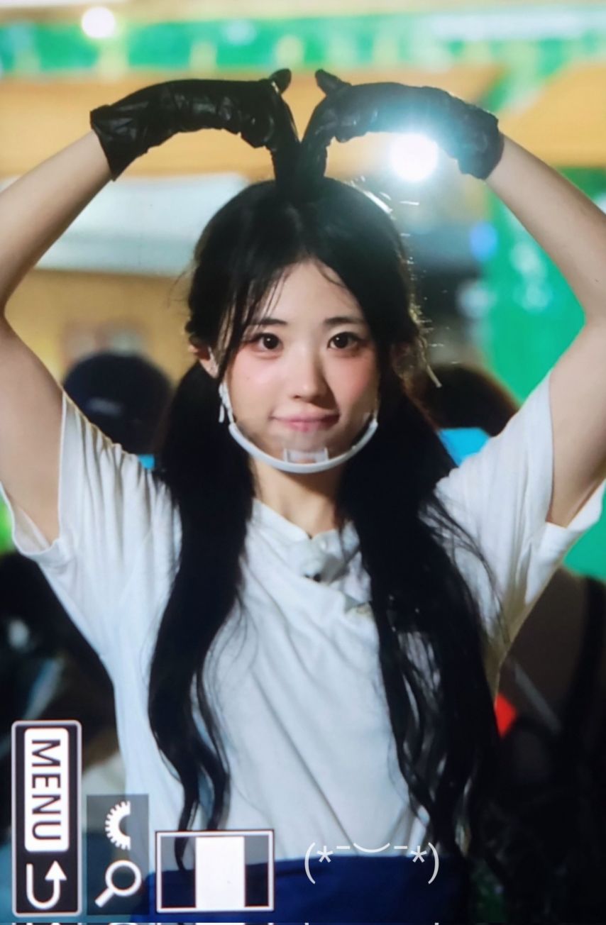 QWER 기타즈 대만 하카의부엌 촬영1_2.jpg