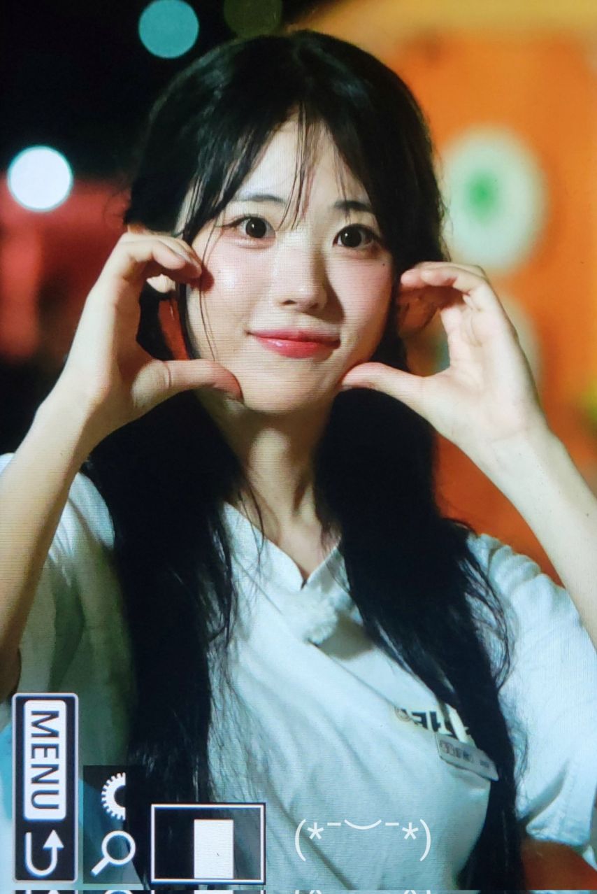 QWER 기타즈 대만 하카의부엌 촬영1_1.jpg
