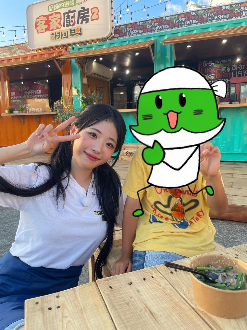 QWER 기타즈 대만 하카의부엌 촬영1_9.jpg