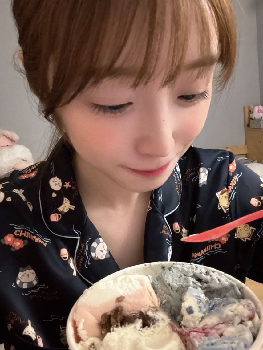 라잇썸 히나1_3.jpg