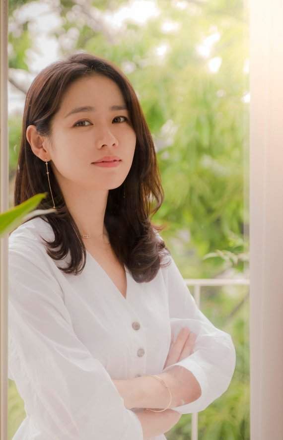 배우 손예진1_1.jpg
