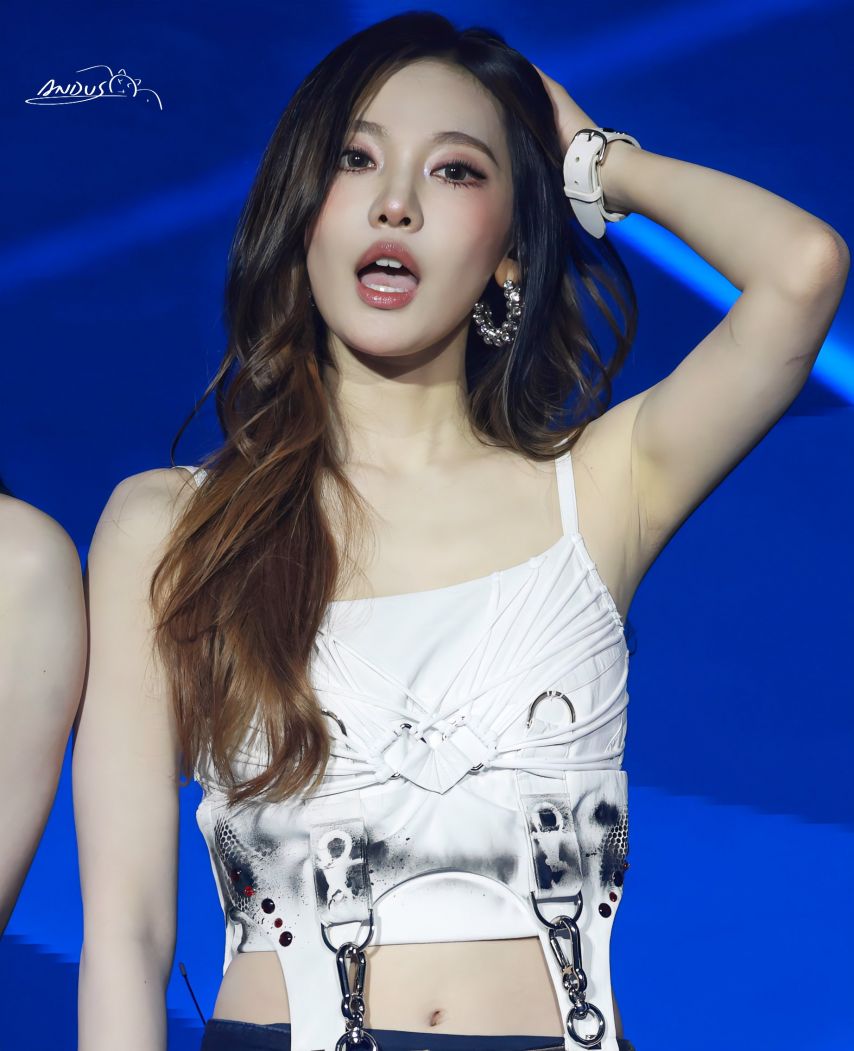 에스파 닝닝1_5.jpg