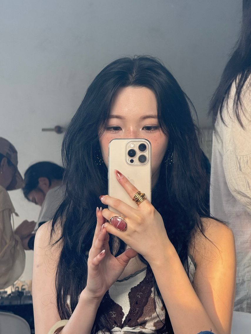 프로미스나인 송하영,이나경,백지헌1_12.jpg