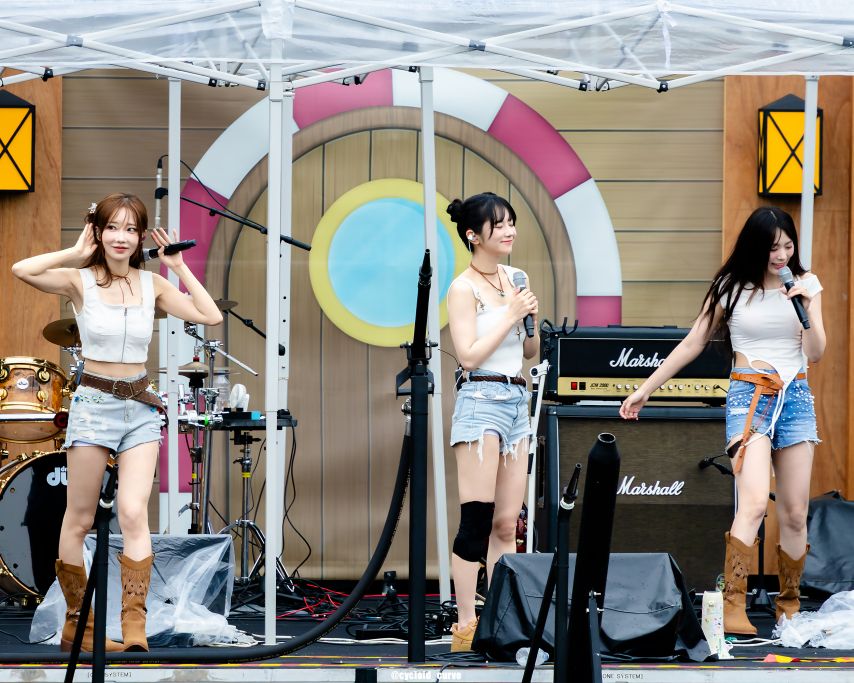 QWER 팬클럽1_3.jpg