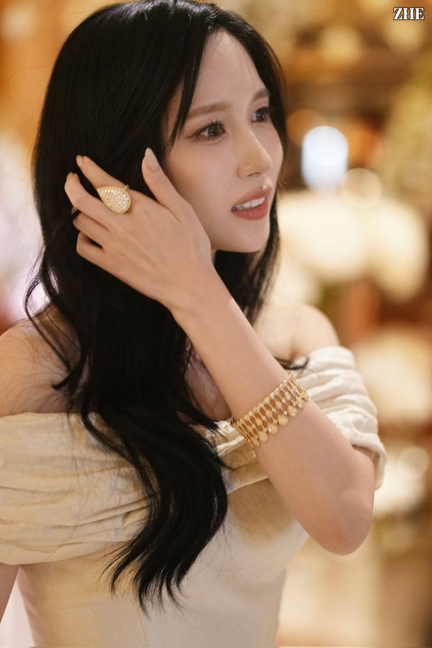 트와이스 미나_ 프랑스 칸느1_8.jpg