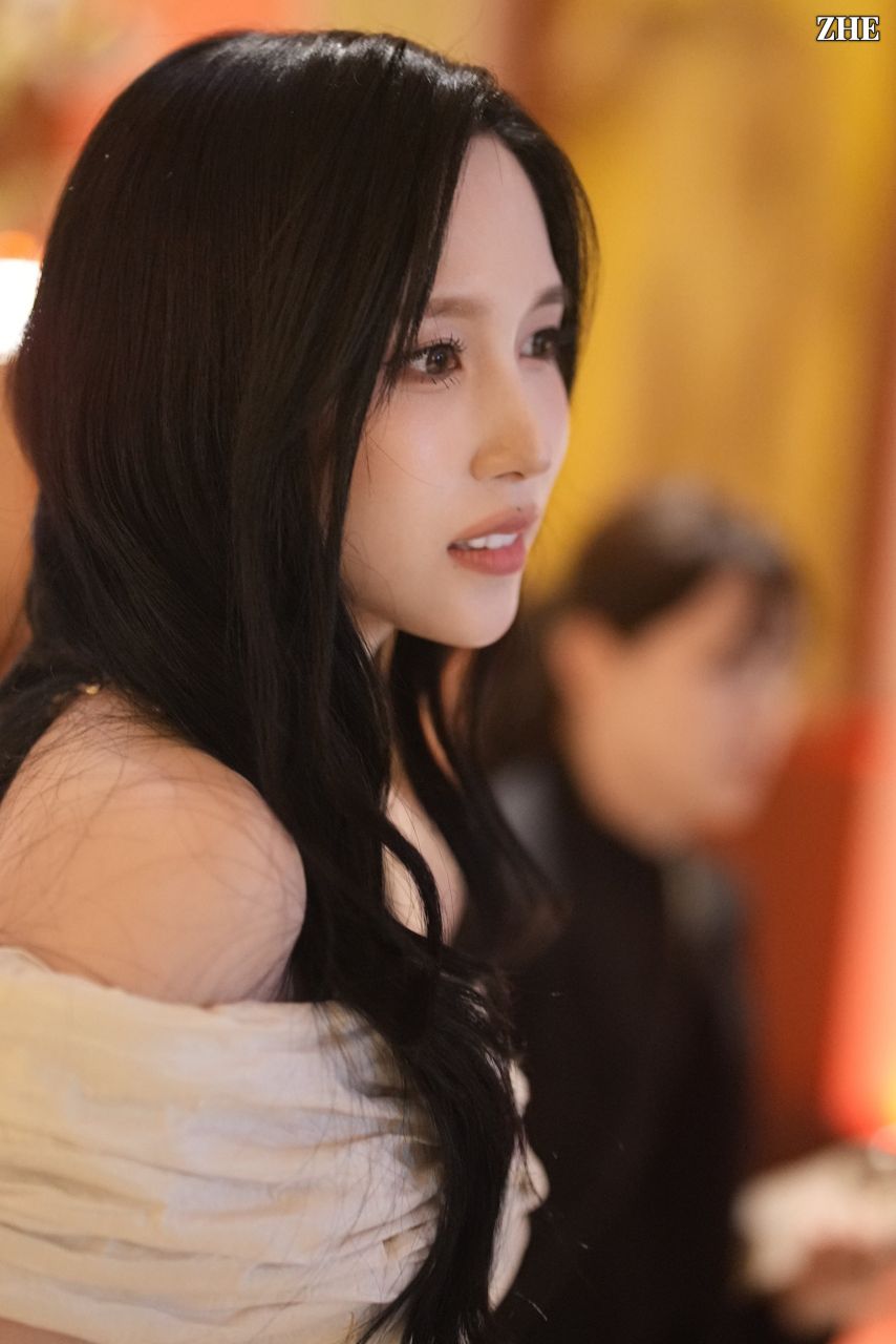 트와이스 미나_ 프랑스 칸느1_9.jpg