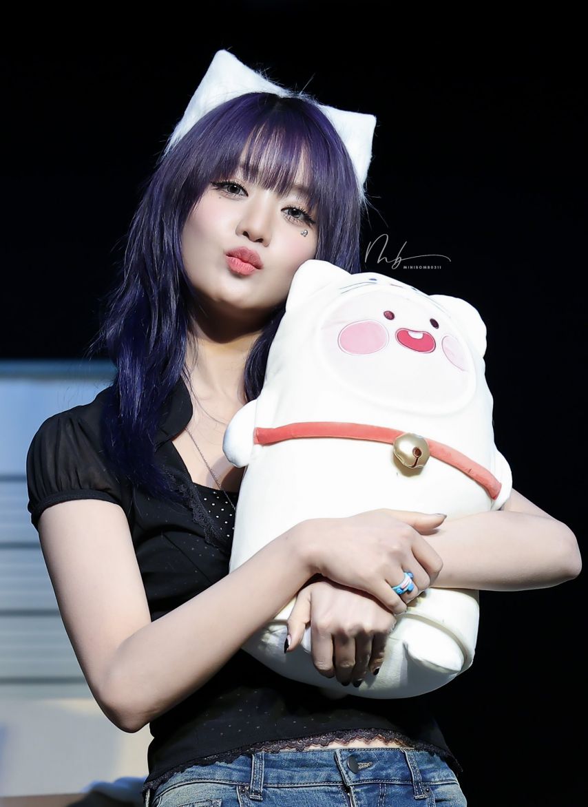아이들 민니1_1.jpg