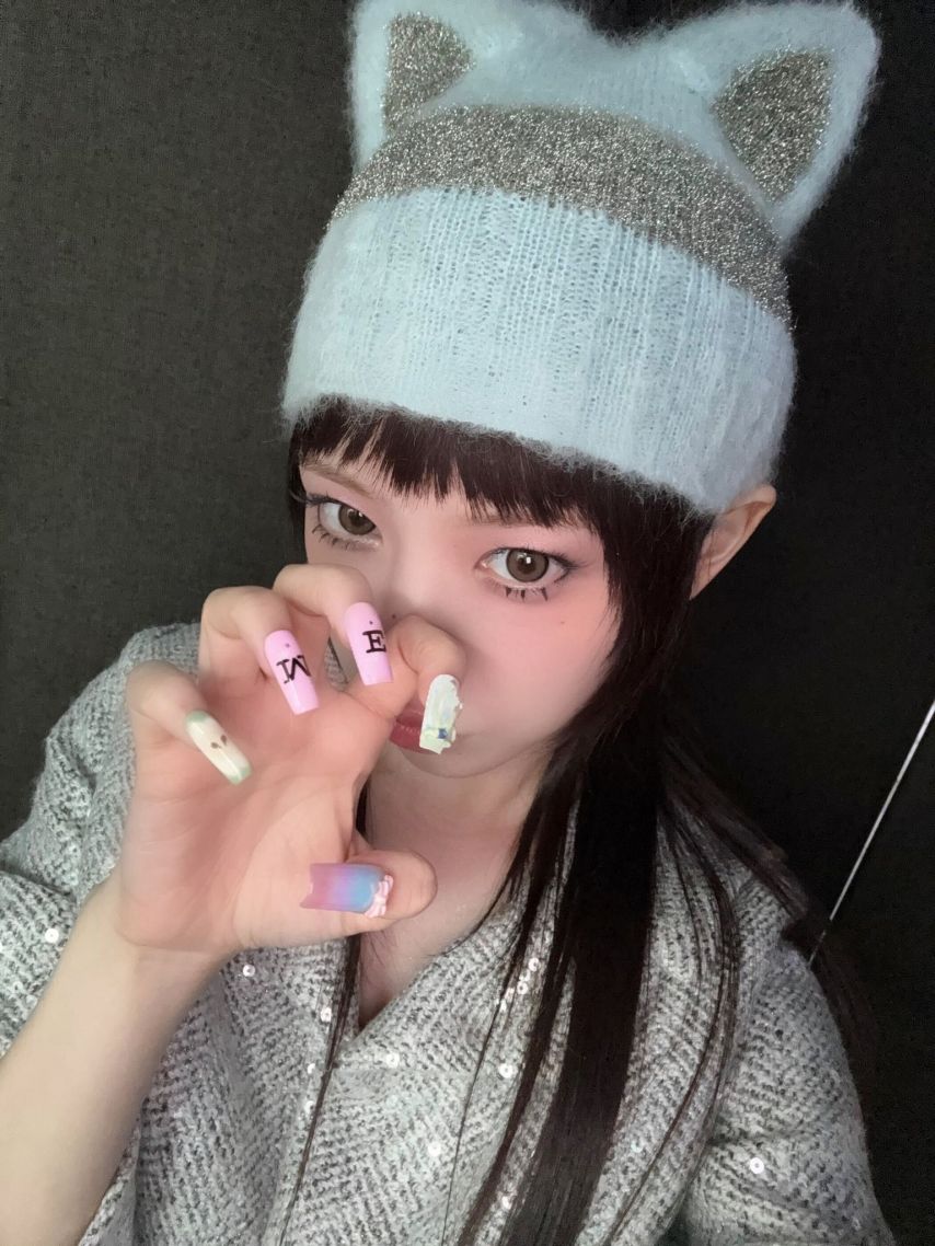 아일릿 윤아,모카1_4.jpg