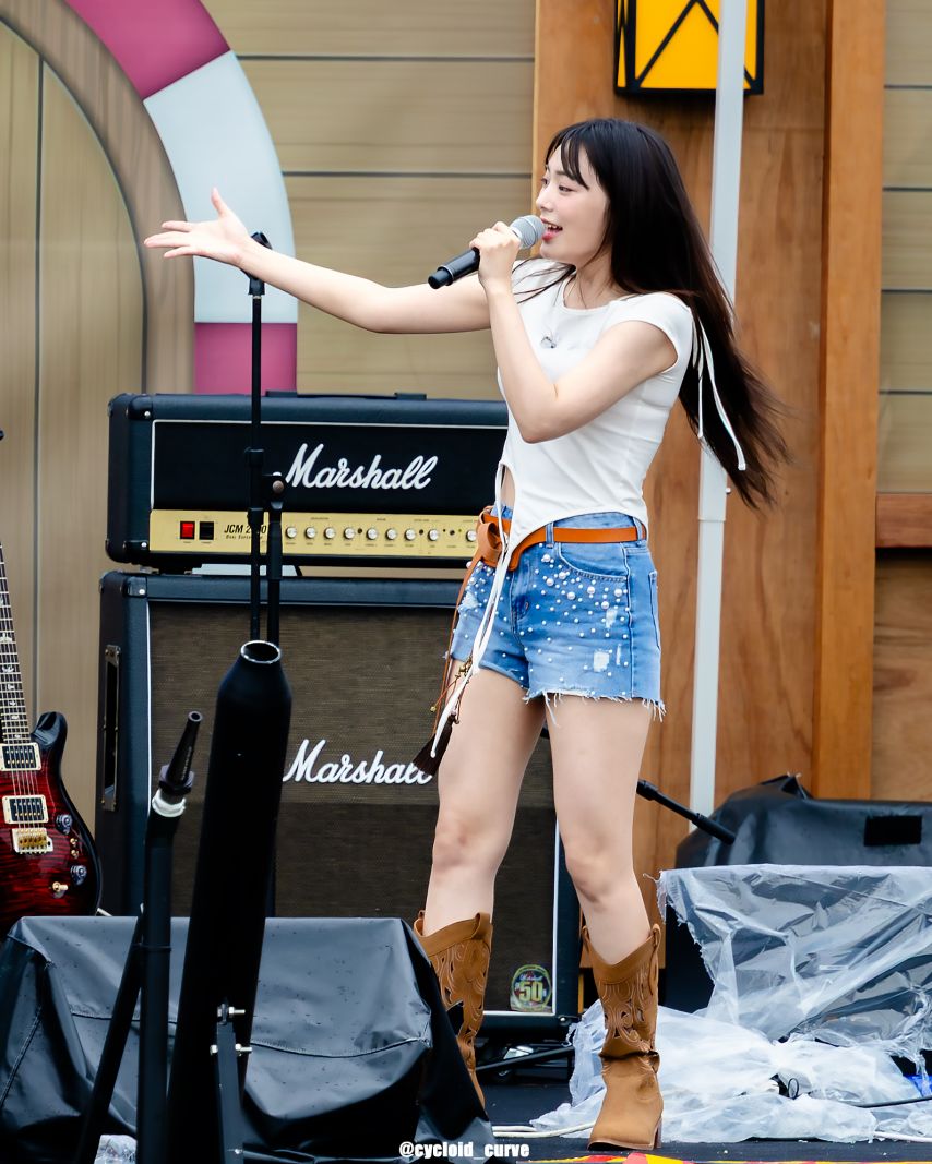 QWER 시연1_2.jpg