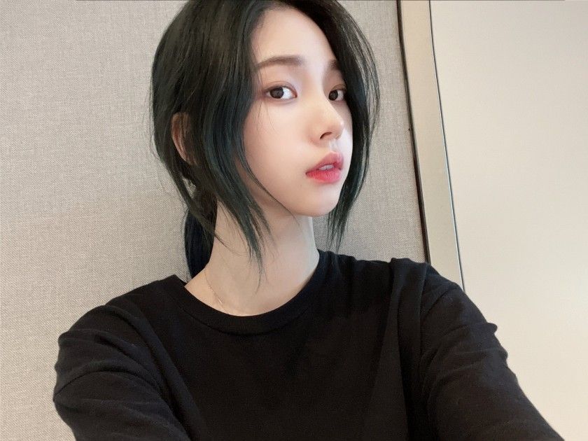 내추럴한 에스파 카리나 1.jpg