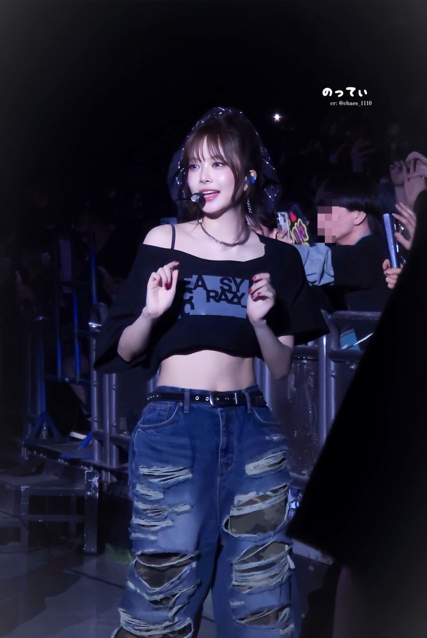 [르세라핌] 깨끗한 홍은채1_9.jpg