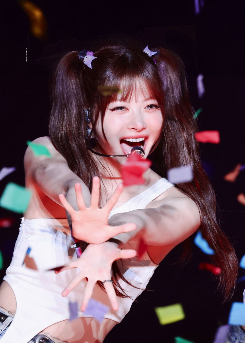 [르세라핌] 깨끗한 홍은채1_5.jpg