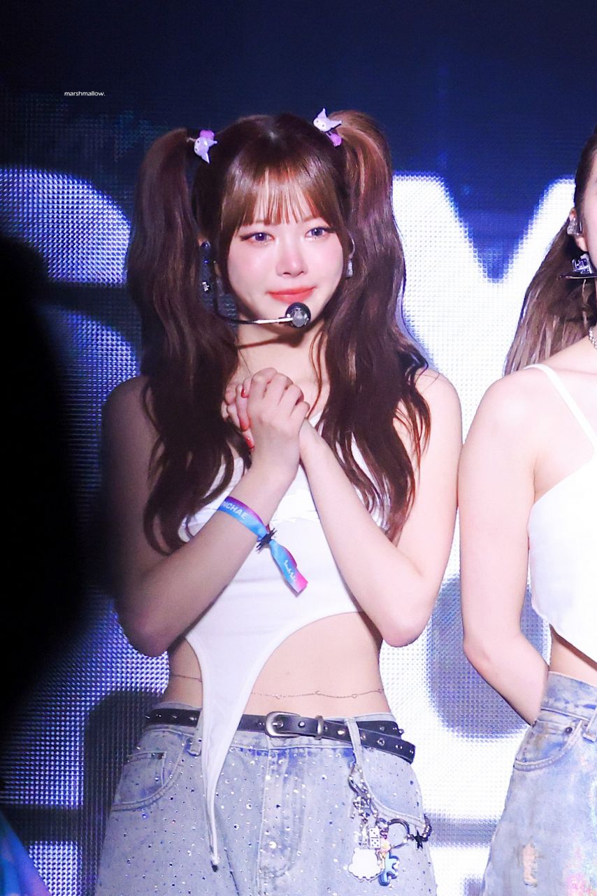 [르세라핌] 깨끗한 홍은채1_7.jpg