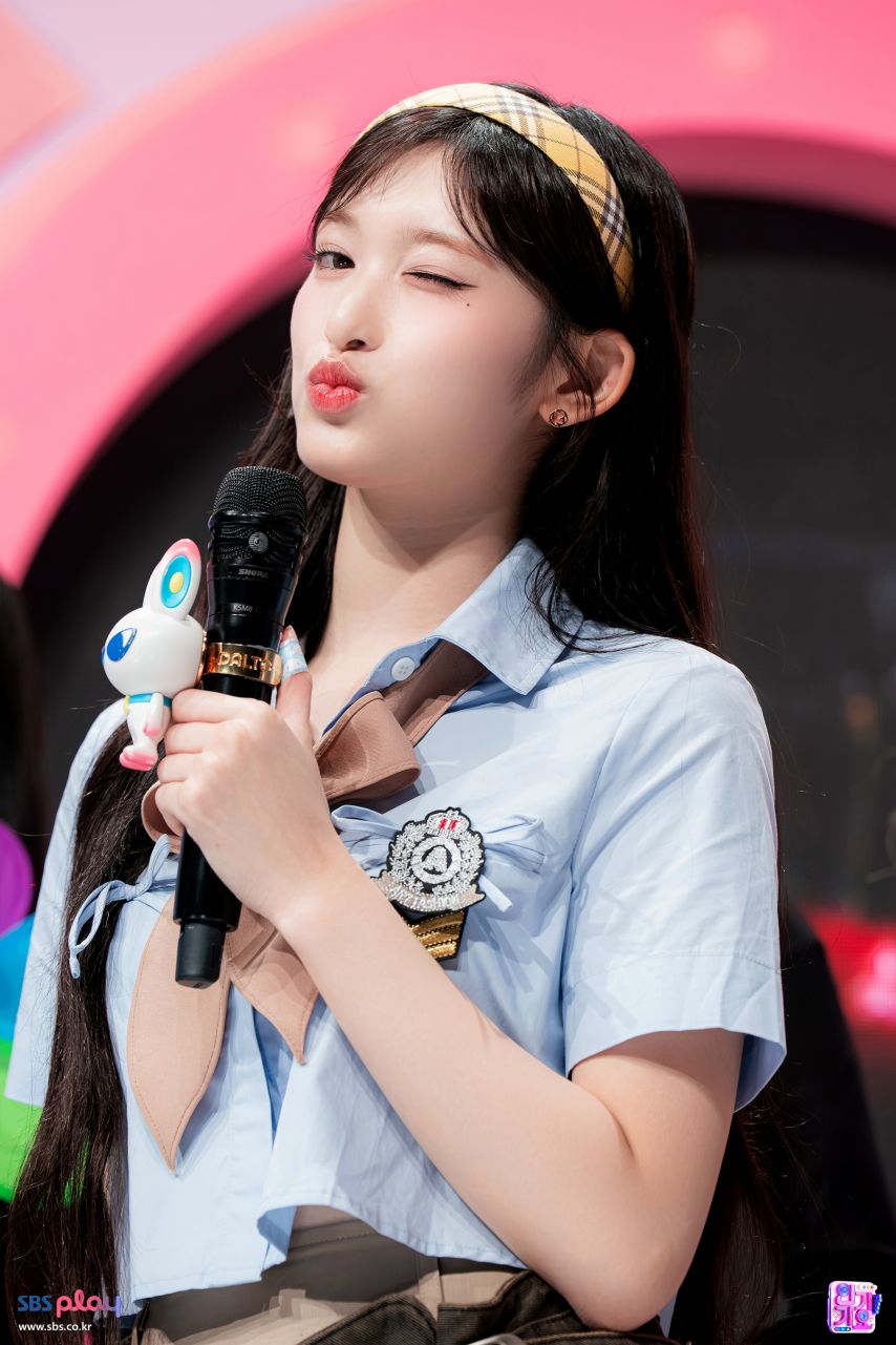 아이브 이서 인기가요 현장포토1_2.jpg