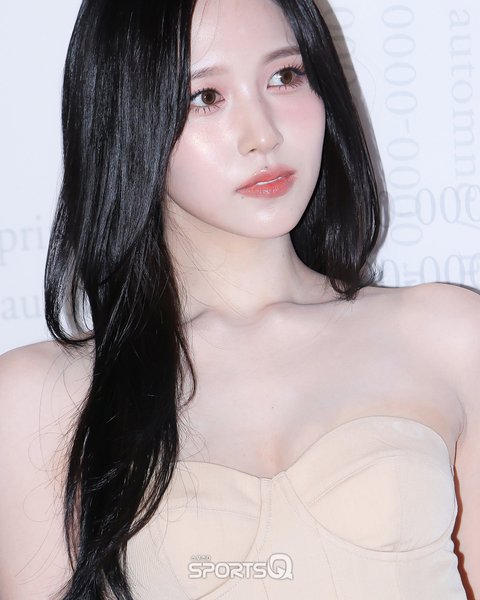 행사장 들어서는 트와이스 미나 고급진 섹시미1_2.jpg