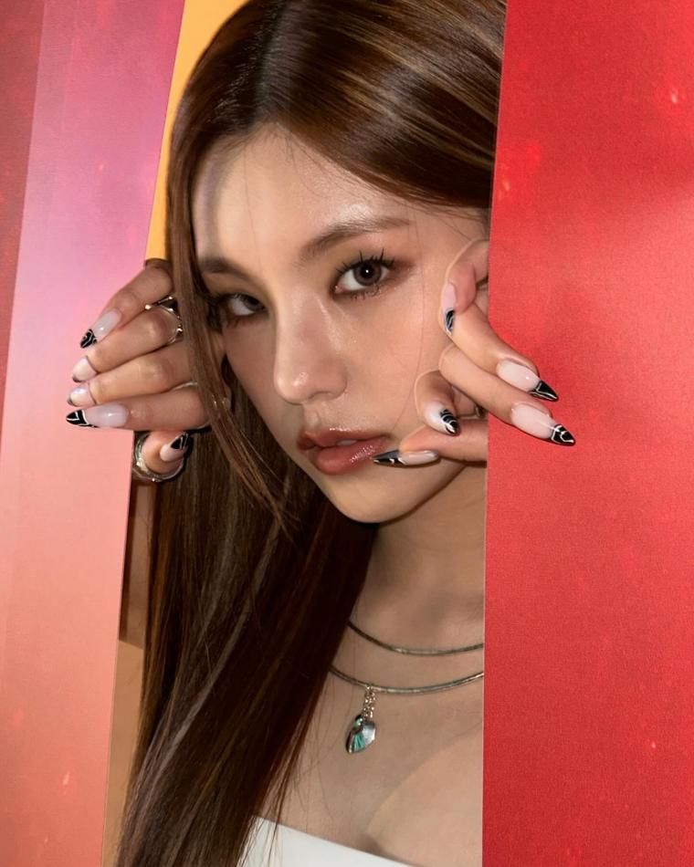 ITZY 예지1_1.jpg