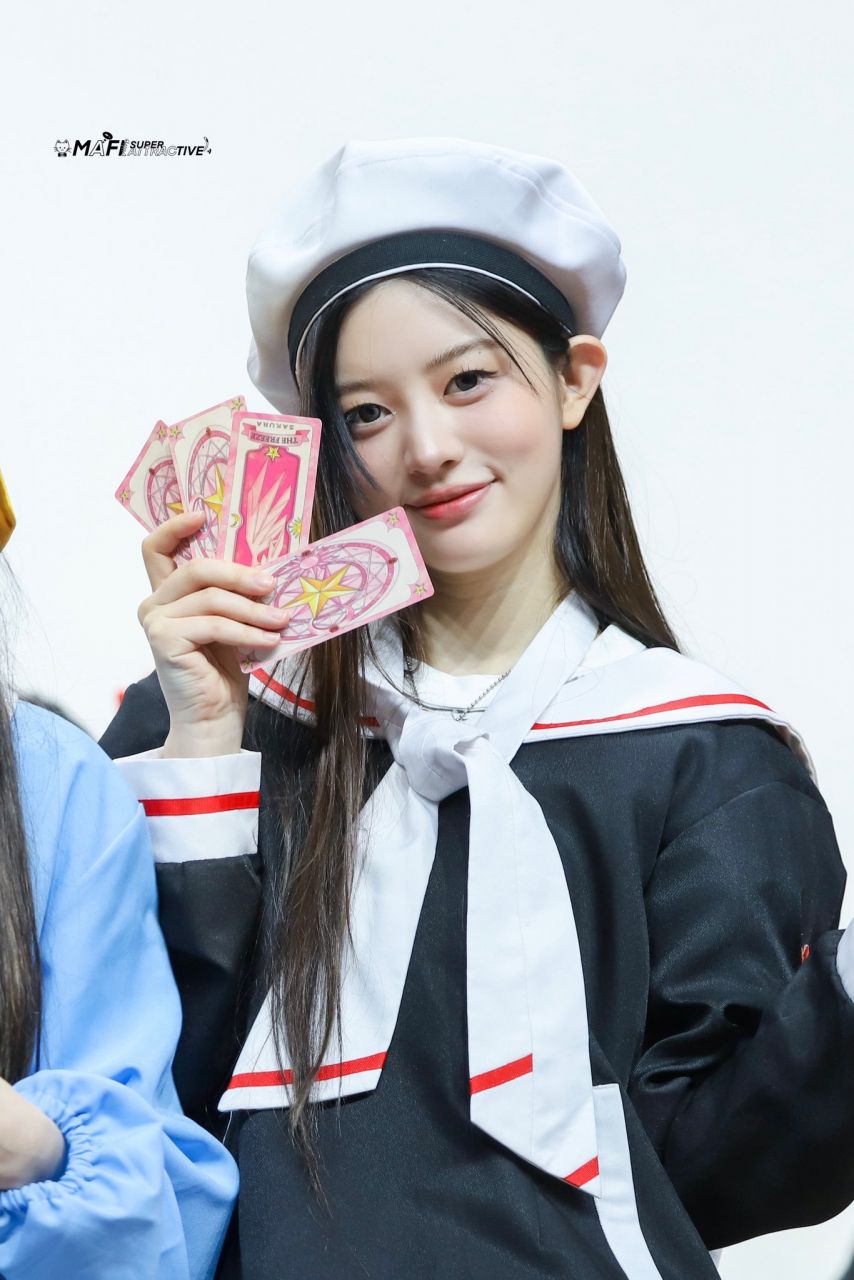 아일릿 민주1_5.jpg