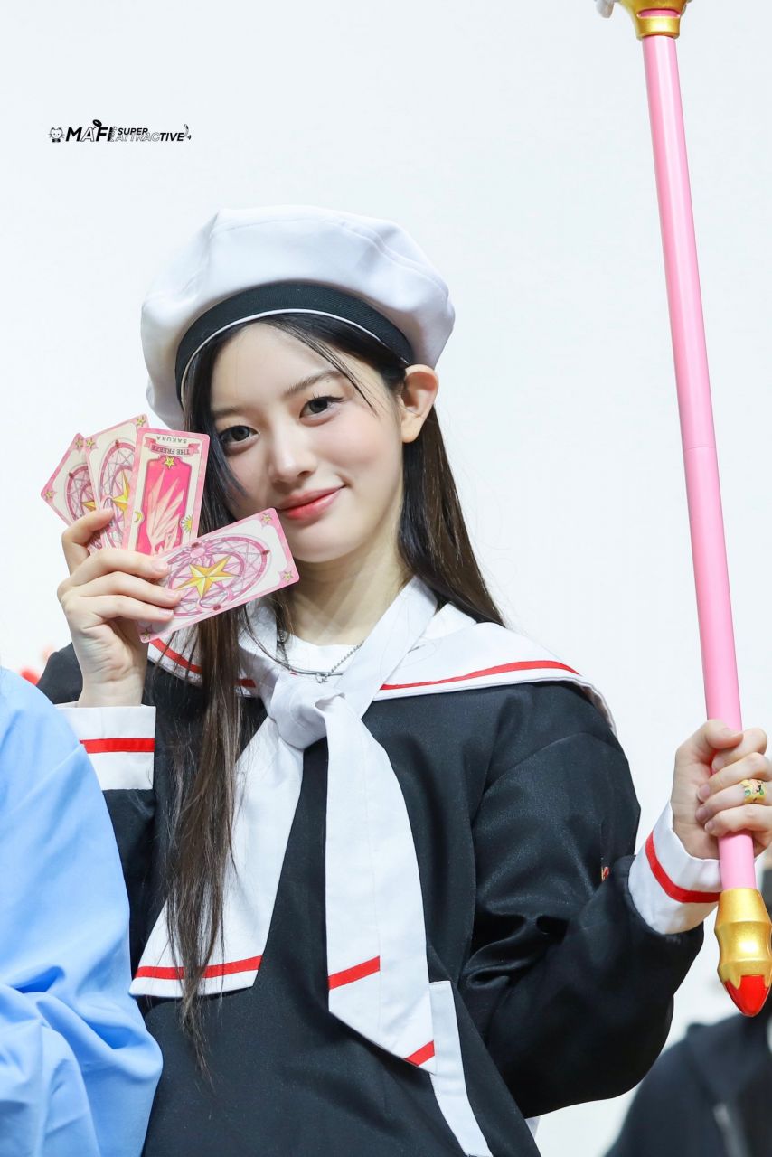 아일릿 민주1_6.jpg