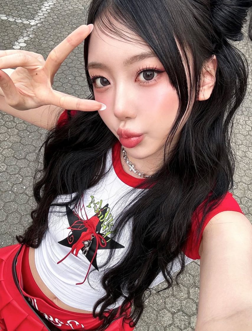 BADVILLAIN (배드빌런) 윤서1_4.jpg