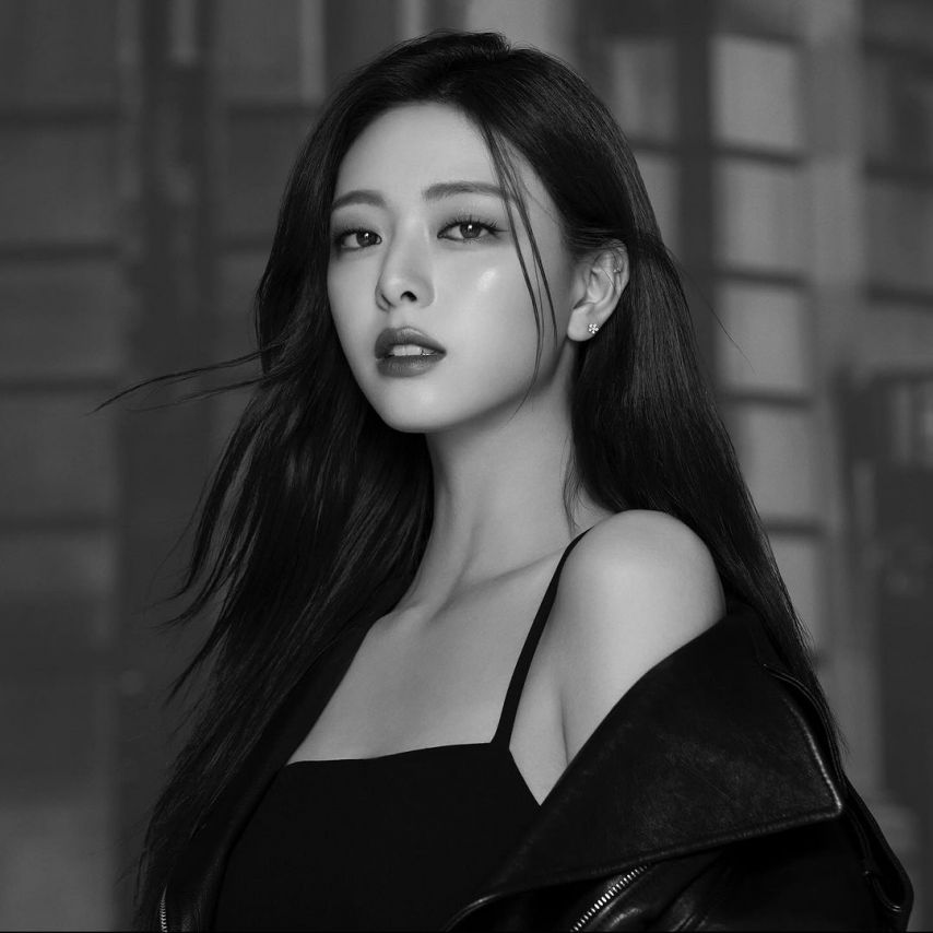 팬들한테 반응 좋다는 있지(ITZY) 화장품 광고.jpg1_10.jpg