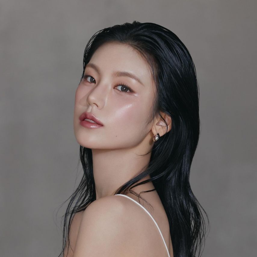 팬들한테 반응 좋다는 있지(ITZY) 화장품 광고.jpg1_1.jpg