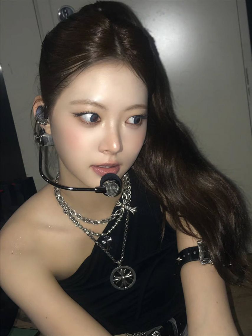 르세라핌 카즈하,홍은채1_12.jpg
