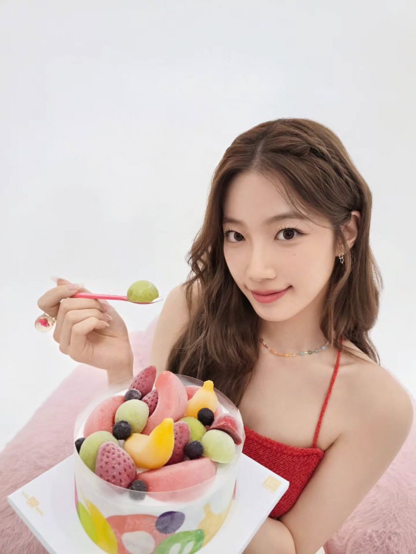 르세라핌 카즈하,홍은채1_1.jpg