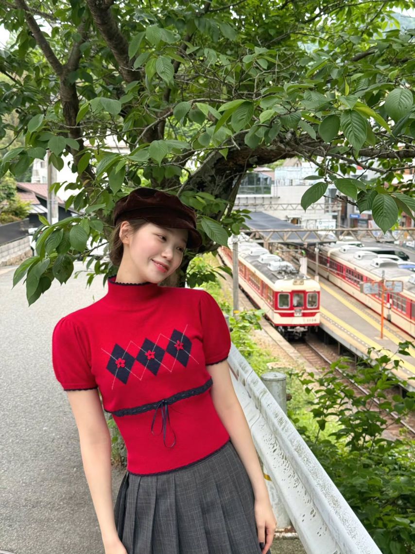 르세라핌 김채원,사쿠라,허윤진1_10.jpg