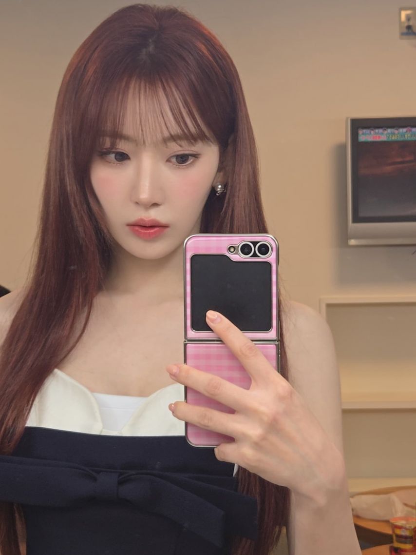 르세라핌 김채원,사쿠라,허윤진1_22.jpg