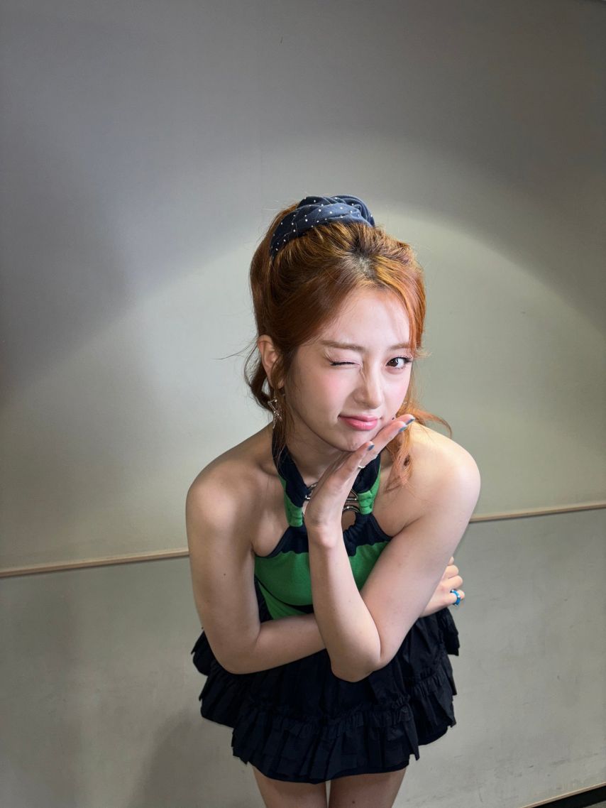 르세라핌 김채원,사쿠라,허윤진1_24.jpg