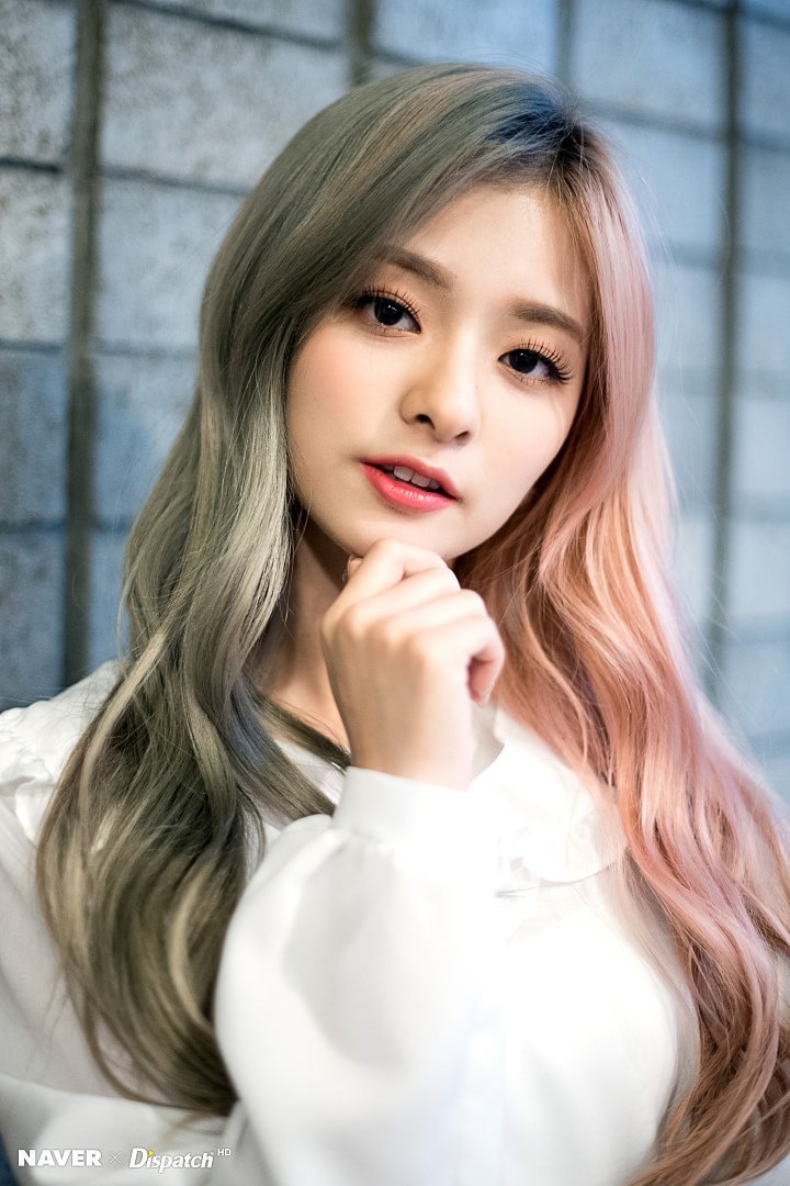 프로미스나인 나경1_3.jpg