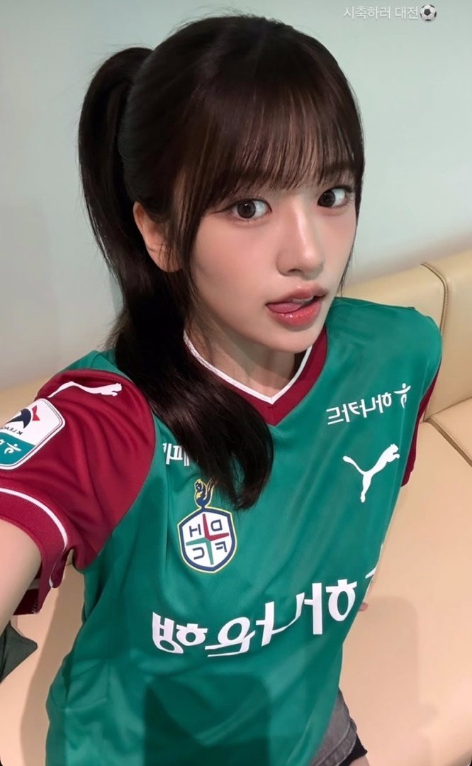 아이브-안유진1_1.jpg
